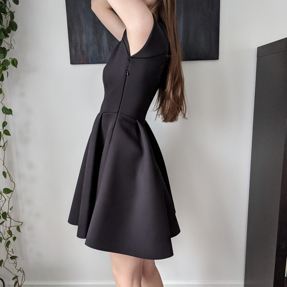 Guess Sexy Little Black Dress - Picture 3 of 4